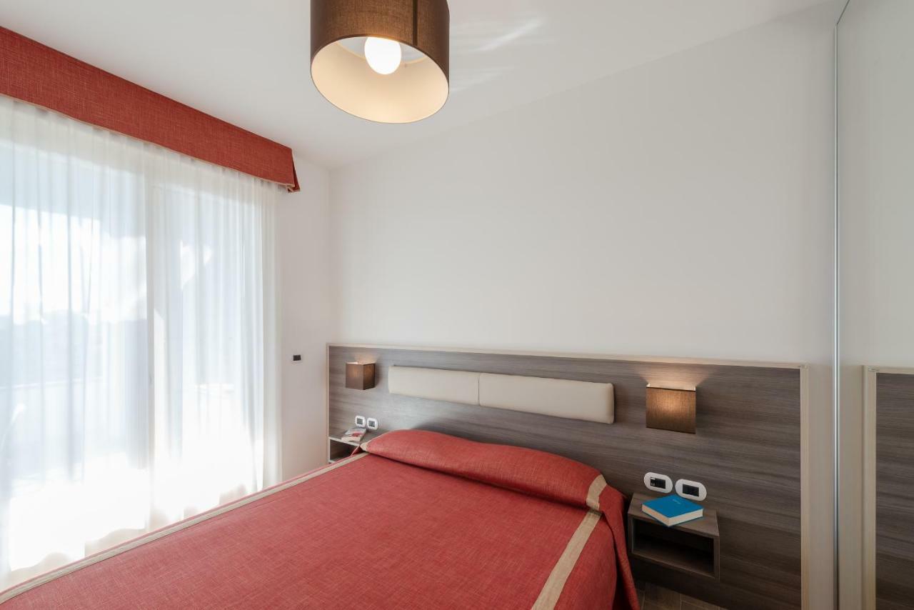 Boca Marina Apart otel Alba Adriatica Dış mekan fotoğraf